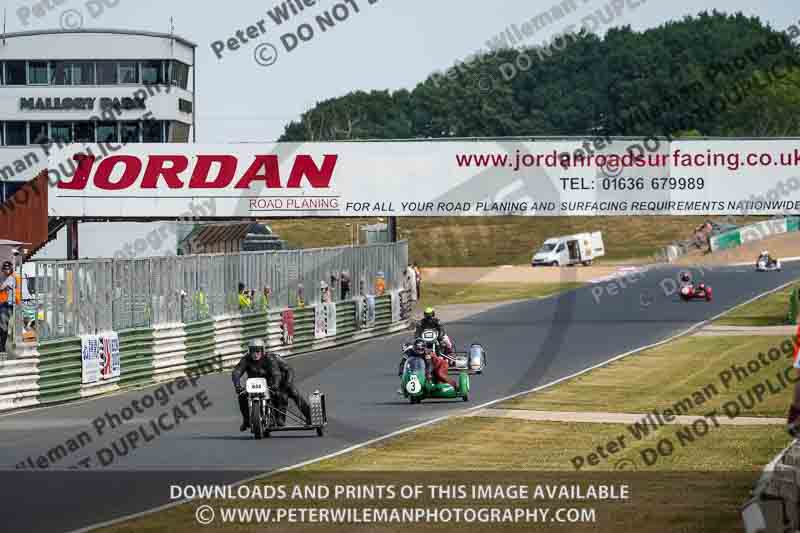 Vintage motorcycle club;eventdigitalimages;mallory park;mallory park trackday photographs;no limits trackdays;peter wileman photography;trackday digital images;trackday photos;vmcc festival 1000 bikes photographs